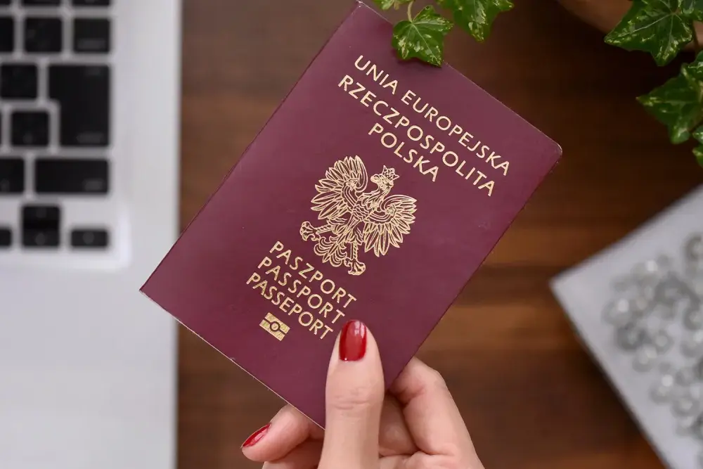 Gdzie najmniejsze kolejki po paszport? Sprawdź najlepsze miejsca