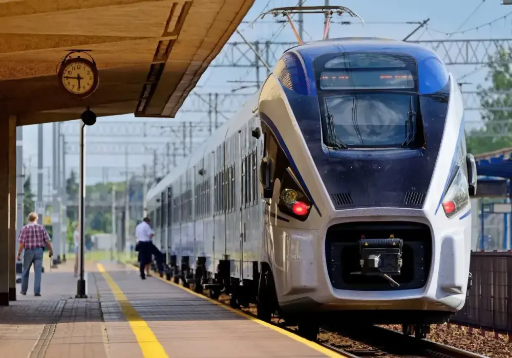 Czy można jechać wcześniejszym pociągiem intercity? Sprawdź zasady!