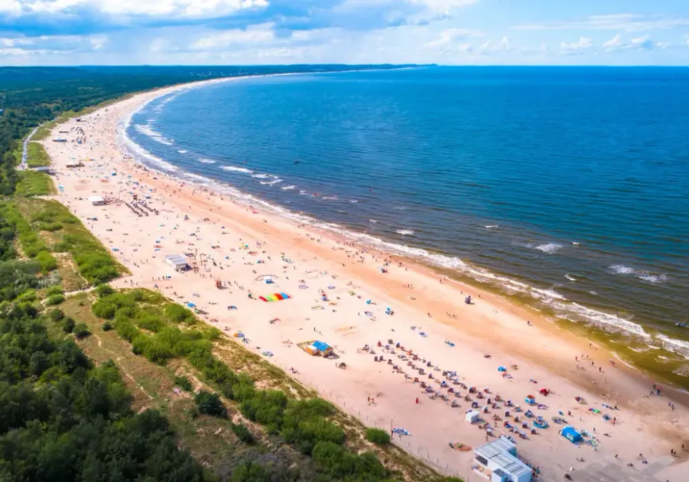 Najpiękniejsze plaże w Polsce - Jak wybrać tę idealną dla siebie?