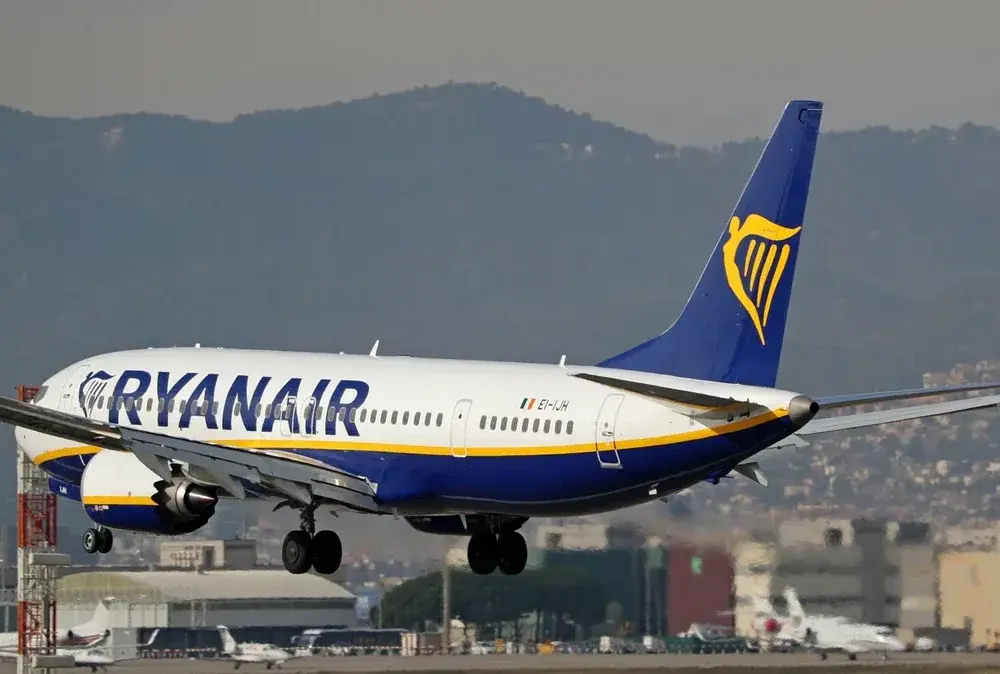 Ile kosztuje dopłata do bagażu Ryanair? Uniknij wysokich opłat!