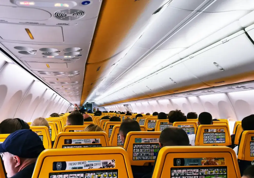 Jak dokupić bilet dla dziecka w Ryanair i uniknąć problemów?
