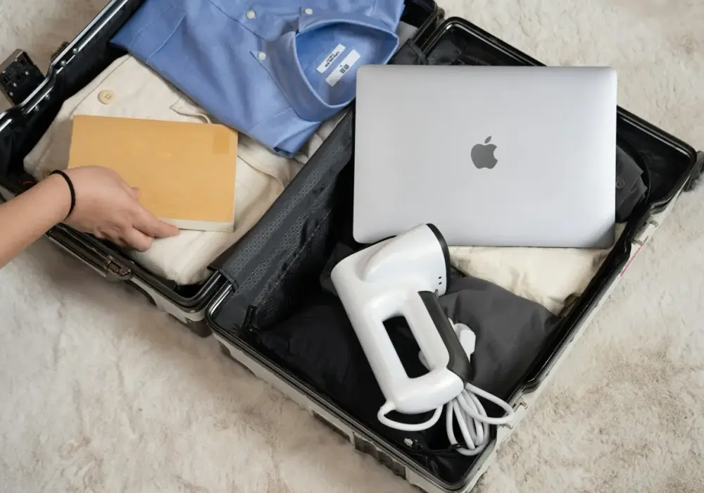 Elektronika w bagażu rejestrowanym - Jak uniknąć błędów przy odprawie?