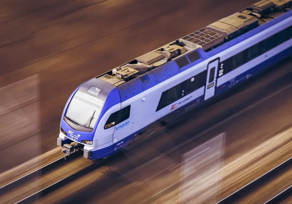 Ile jedzie intercity? Sprawdź trasy i czas podróży pociągów