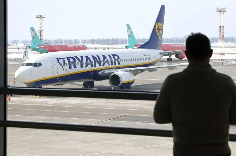 Ryanair bagaż rejestrowany ile przed odlotem, aby uniknąć problemów