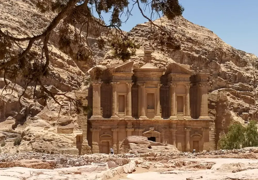 Loty do Jordanii - Skąd lecieć bezpośrednio i które lotnisko wybrać?
