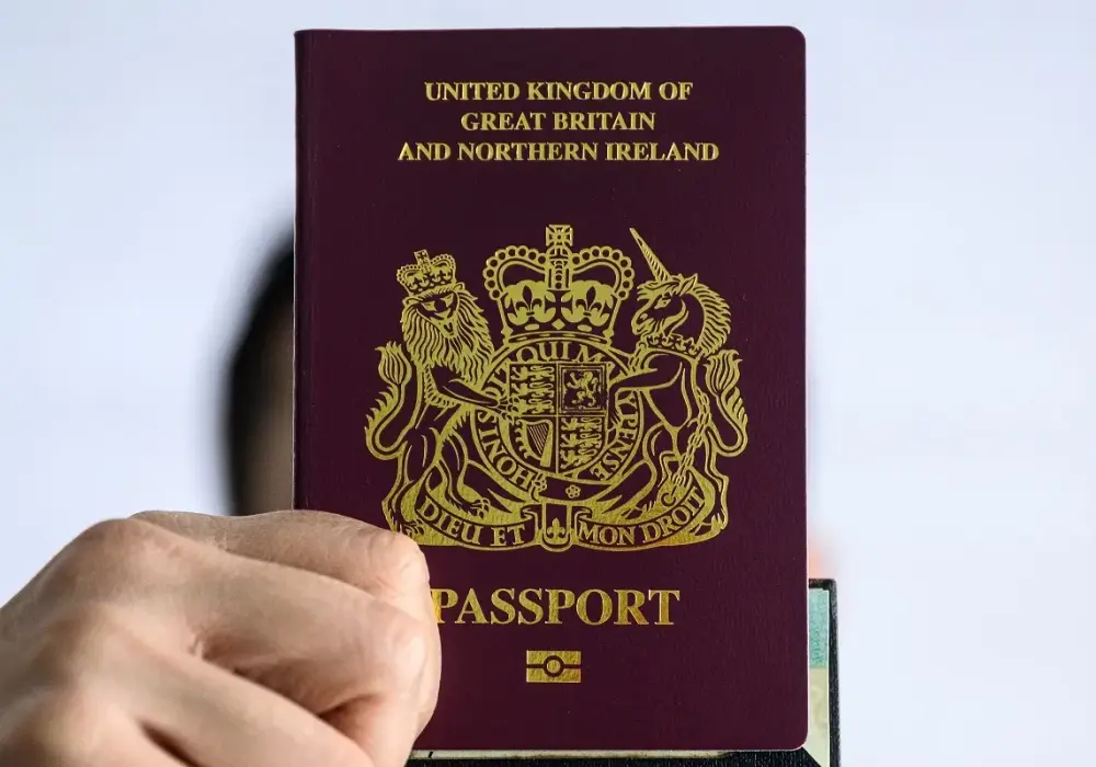 Wjazd do Szkocji - Paszport czy dowód? Uniknij błędów po Brexicie!