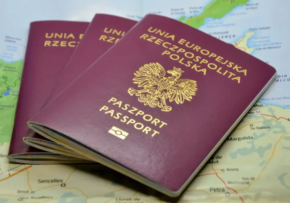 Jak wyrobić paszport? - Poznaj aktualne wymogi i uniknij błędów