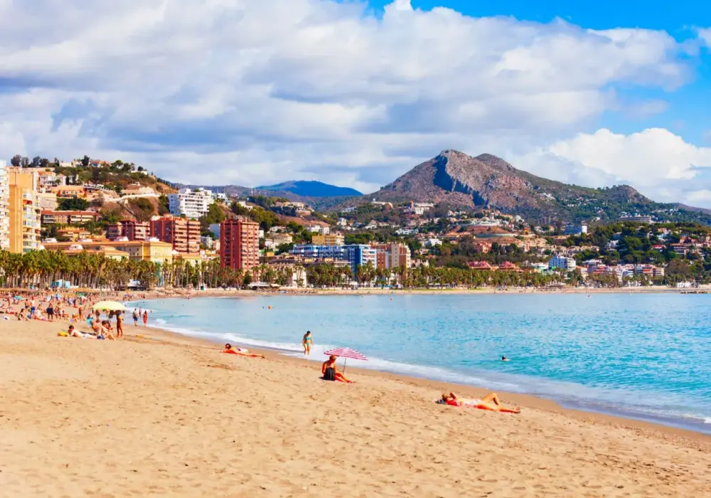 Malaga w listopadzie - Czy to dobry pomysł na city break?