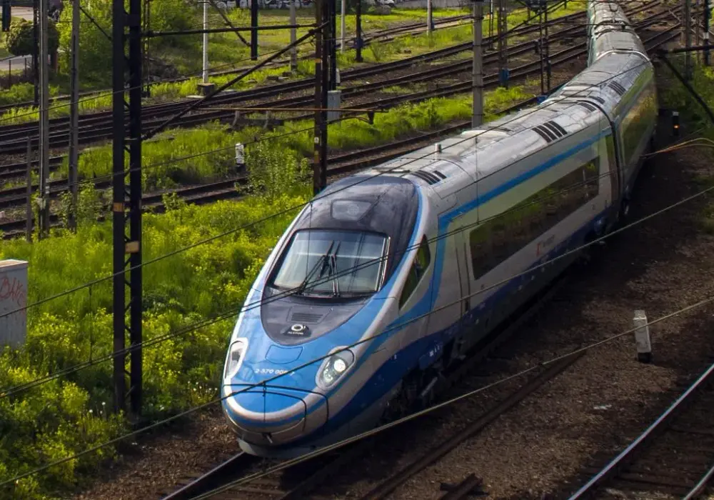 Gdzie kupić bilet na Pendolino? Sprawdź najlepsze opcje zakupu
