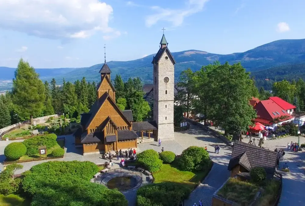 Atrakcje Karpacz: Odkryj nieznane miejsca, które zachwycą każdego
