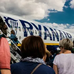 Ile kosztuje priorytet w Ryanair i czy warto go kupić?