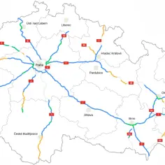 Mapa Czech z zaznaczonymi drogami. Kolory wskazują, które drogi w Czechach są płatne.