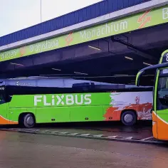 Gdzie znajduje się przystanek Flixbus na dworcu Zachodnim w Warszawie?