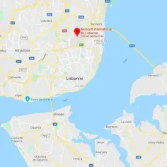 Mapa pokazuje lotniska w Portugalii, w tym międzynarodowy port lotniczy w Lizbonie.