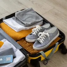 Jakie walizki do samolotu Ryanair? Uniknij dodatkowych opłat!