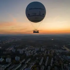 Ile kosztuje lot balonem w Krakowie? Sprawdź ceny i oferty
