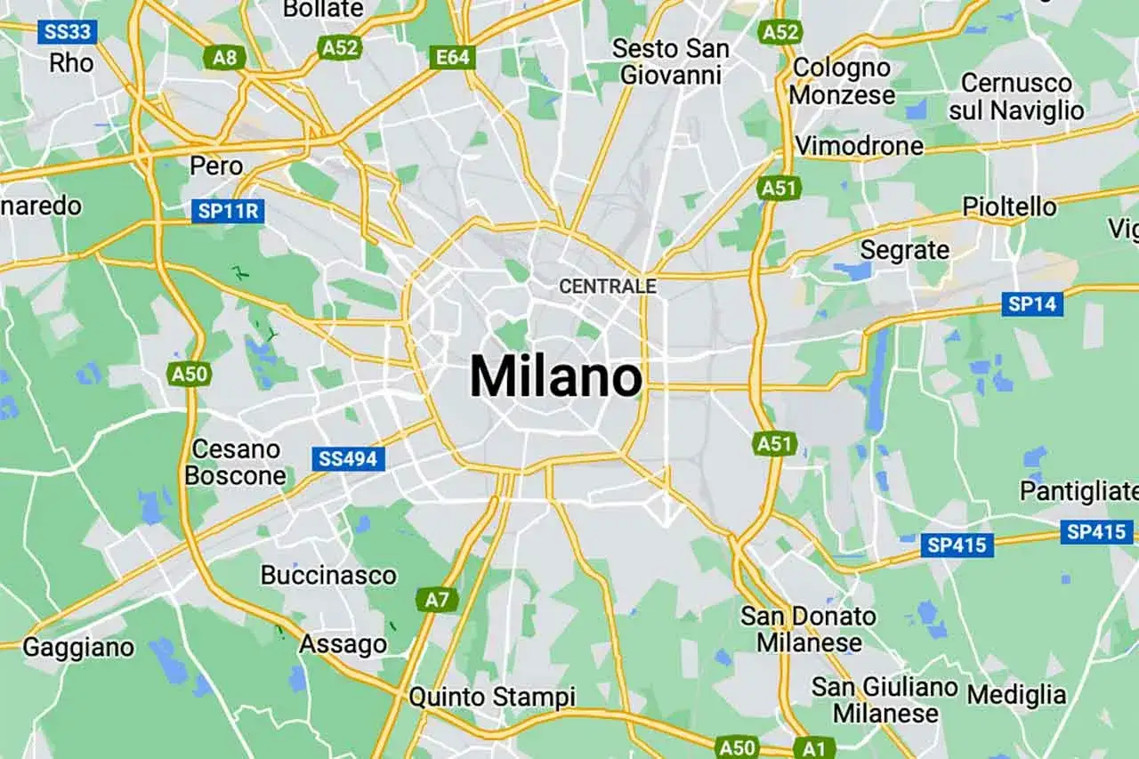 Mapa Mediolanu z zaznaczonymi drogami i miasteczkami. Widać autostrady A50, A51, A52, A8, A7, A1 oraz drogi SP11R, SP14, SP415, SS33, SS494. W centrum widnieje napis