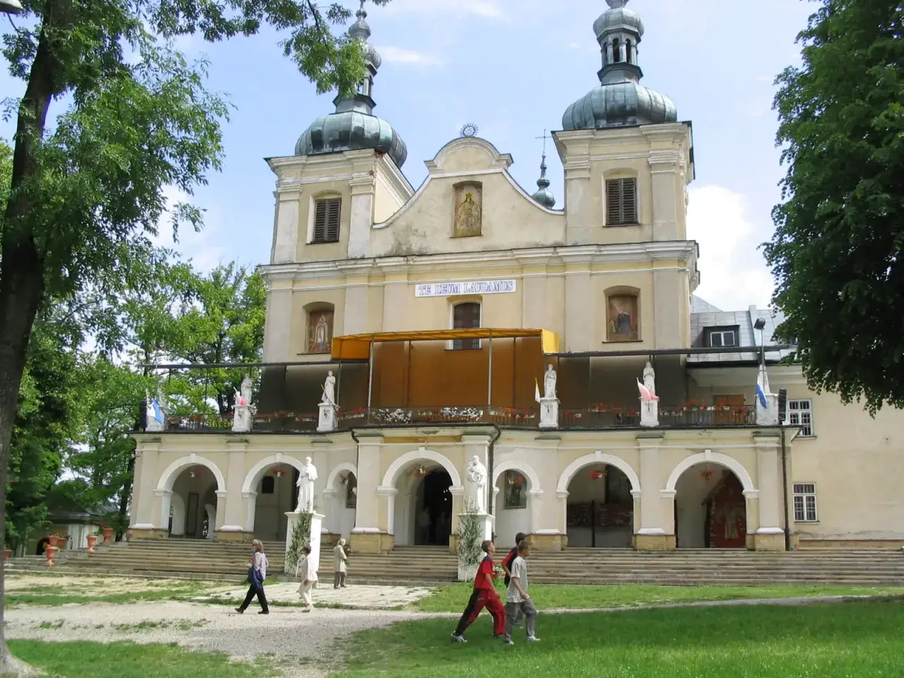 Zdjęcie Kalwaria Pacławska atrakcje, które musisz zobaczyć i przeżyć