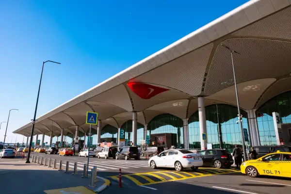 Lotnisko Milas-Bodrum - Jak sprawnie zaplanować lot i transfer?
