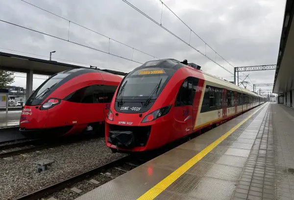 Jak przebukować bilet intercity bez dodatkowych opłat i stresu