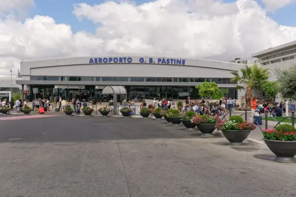 Lotnisko Ciampino - Jak dojechać do centrum Rzymu i ile to kosztuje?