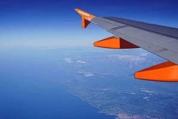 Bagaż podręczny EasyJet - Wymiary, waga i jak uniknąć dopłat?