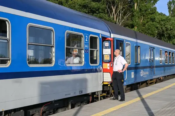 Czy można kupić bilet u konduktora InterCity? Oto, co musisz wiedzieć