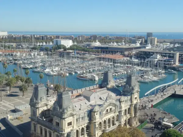 Gdzie jest Barcelona - Sprawdź, jak jej położenie ułatwia zwiedzanie