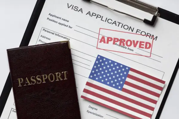 Dokumenty do USA - Jakie przygotować i jak uniknąć błędów?