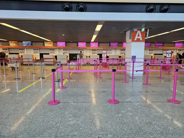 Wizz Air odprawa - Kiedy? Uniknij opłat i stresu!