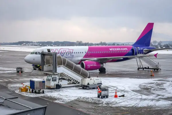 Jak dokupić bagaż do biletu w Wizz Air bez zbędnych kosztów