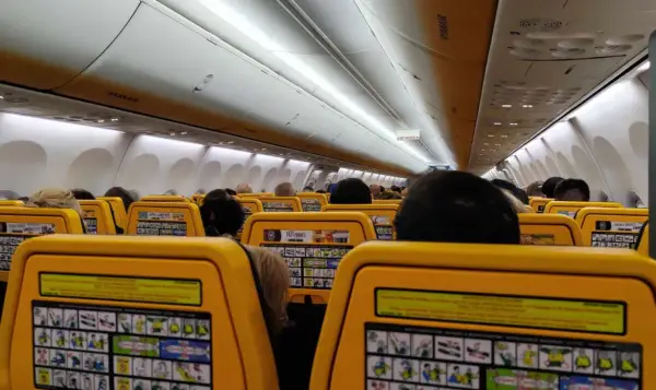 Jak pobrać karty pokładowe Ryanair i uniknąć problemów z lotem