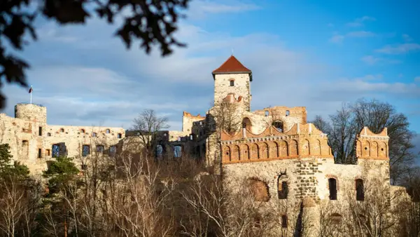 Największe zamki w Polsce - Ranking, trasy i praktyczne wskazówki