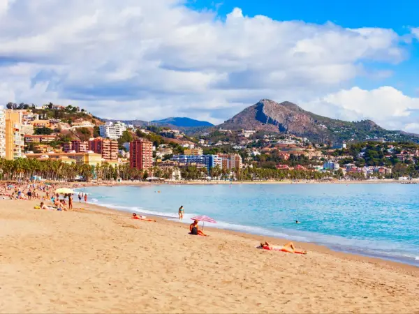 Malaga w listopadzie - Czy to dobry pomysł na city break?