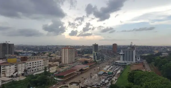 Yaoundé - Dlaczego stolica Kamerunu tak różni się od Douali?
